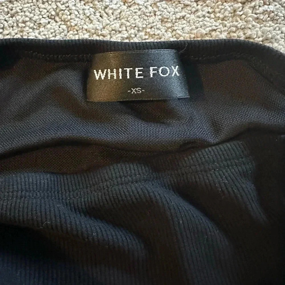 WHITE FOX CROP TOP - Picture 5 of 5